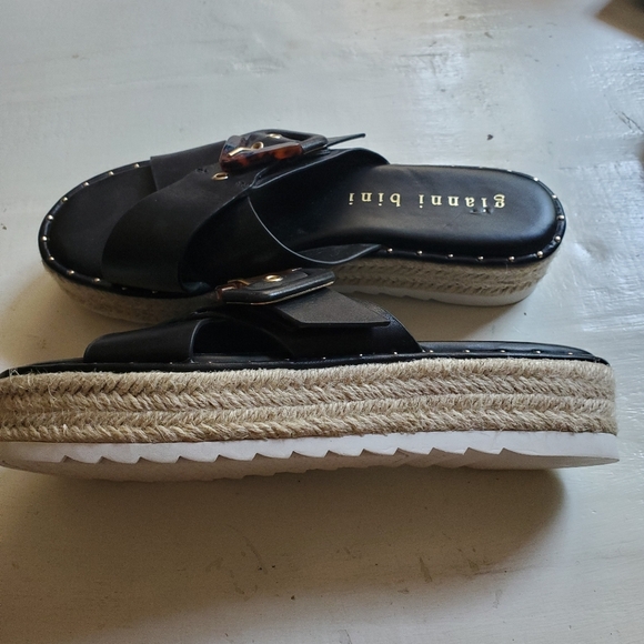 Gianni Bini Sandals Black Leather 8M - Picture 5 of 6